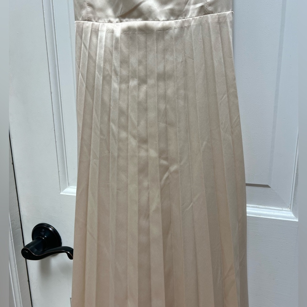 Lulus Give us a Twirl Champagne Satin Pleated Midi Dress - Picture 4 of 11